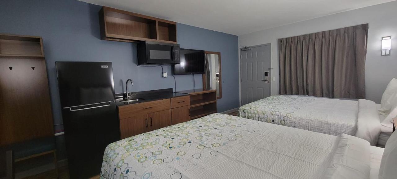 Hometowne Studios By Red Roof Egg Harbor-Atlantic City Airport Еґґ-Гарбор-Тауншіп Екстер'єр фото